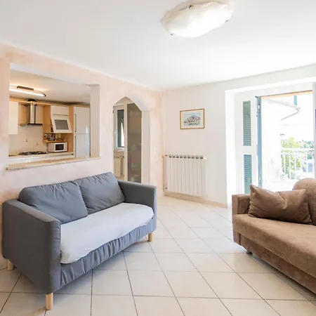 Casa Il Portico Apartment *